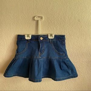 pleated denim mini skort 💙